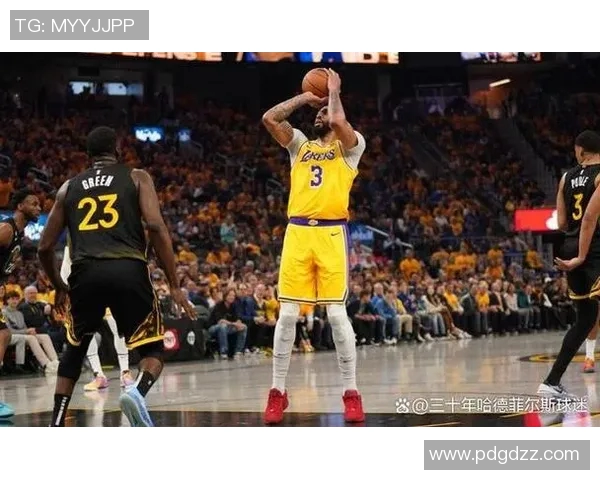 勇士与湖人对决精彩回顾及赛后分析引发球迷热议