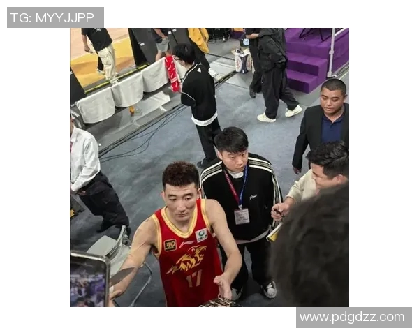 孙铭徽的崛起与挑战：从青涩球员到国家队核心的奋斗历程