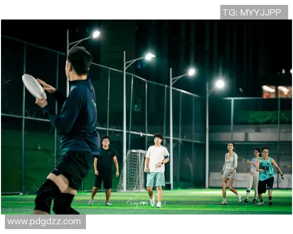 飞盘战术解析:杭州飞盘队高效转换体系的深度剖析与实践应用 飞盘战术解析:杭州飞盘队高效转换体系的深度剖析与实践应用