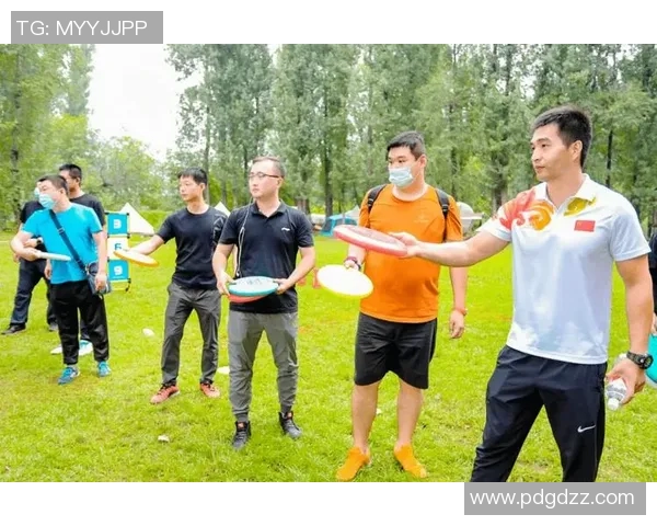 飞盘盛宴:深入成都飞盘队的训练与团队精神探秘 飞盘盛宴:深入成都飞盘队的训练与团队精神探秘