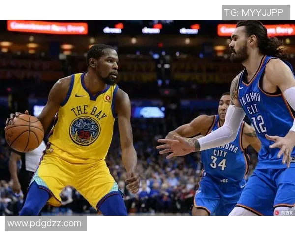 勇士与雷霆激战全场回放精彩瞬间回顾与分析